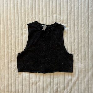 Forever 21 crop workout tank.